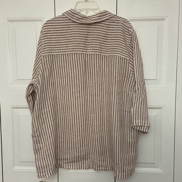 Tahari, Striped Linen Tunic with Collar and mother-of-pearl buttons, 1X - Picture 2 of 7
